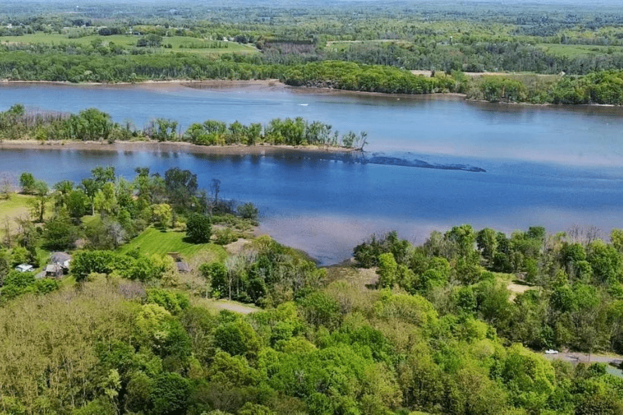 buy land in America