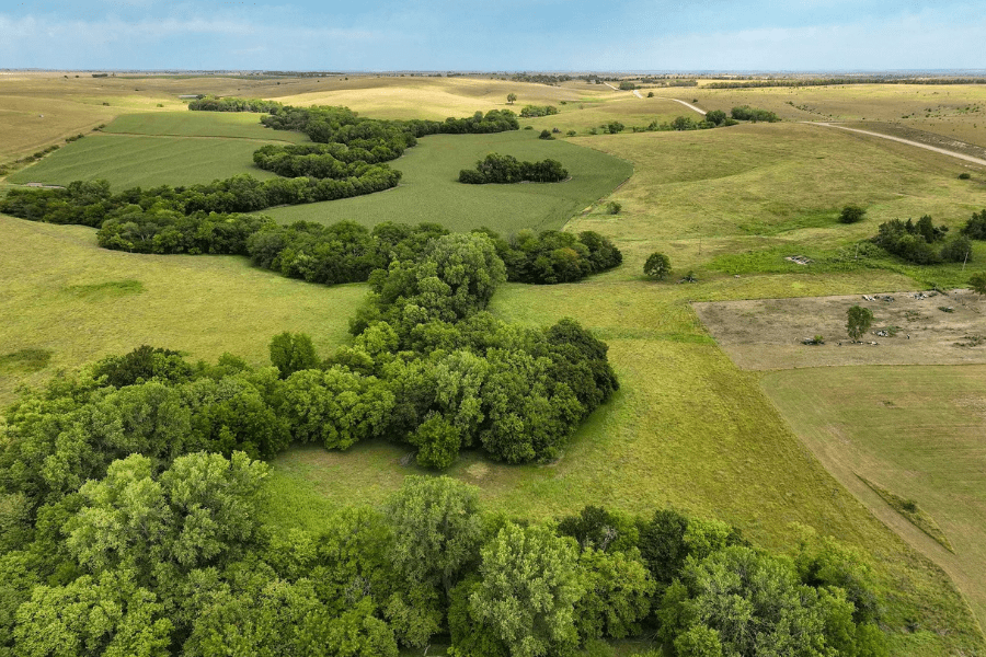 buy land in America
