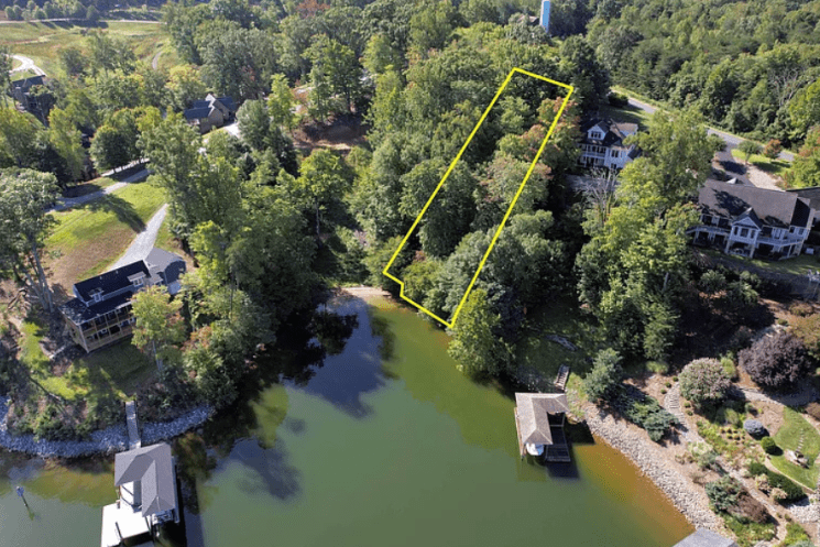 Smith Mountain Lake